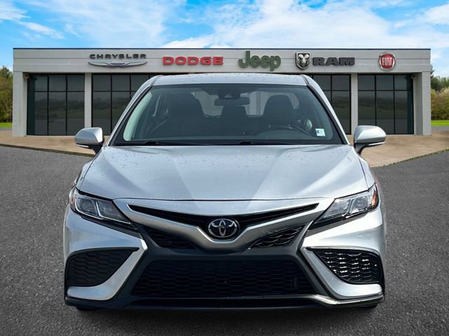 Used 2023 Toyota Camry SE FWD image 9