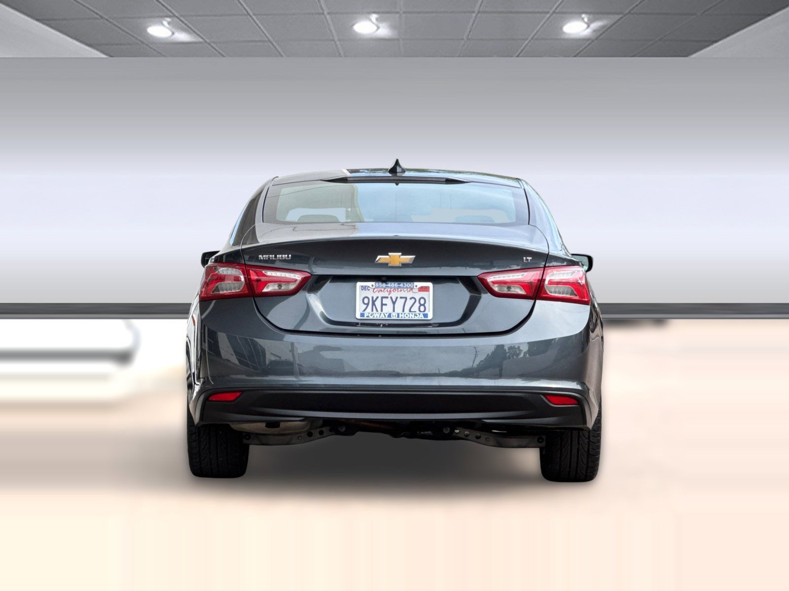 Used 2021 Chevrolet Malibu LT image 9