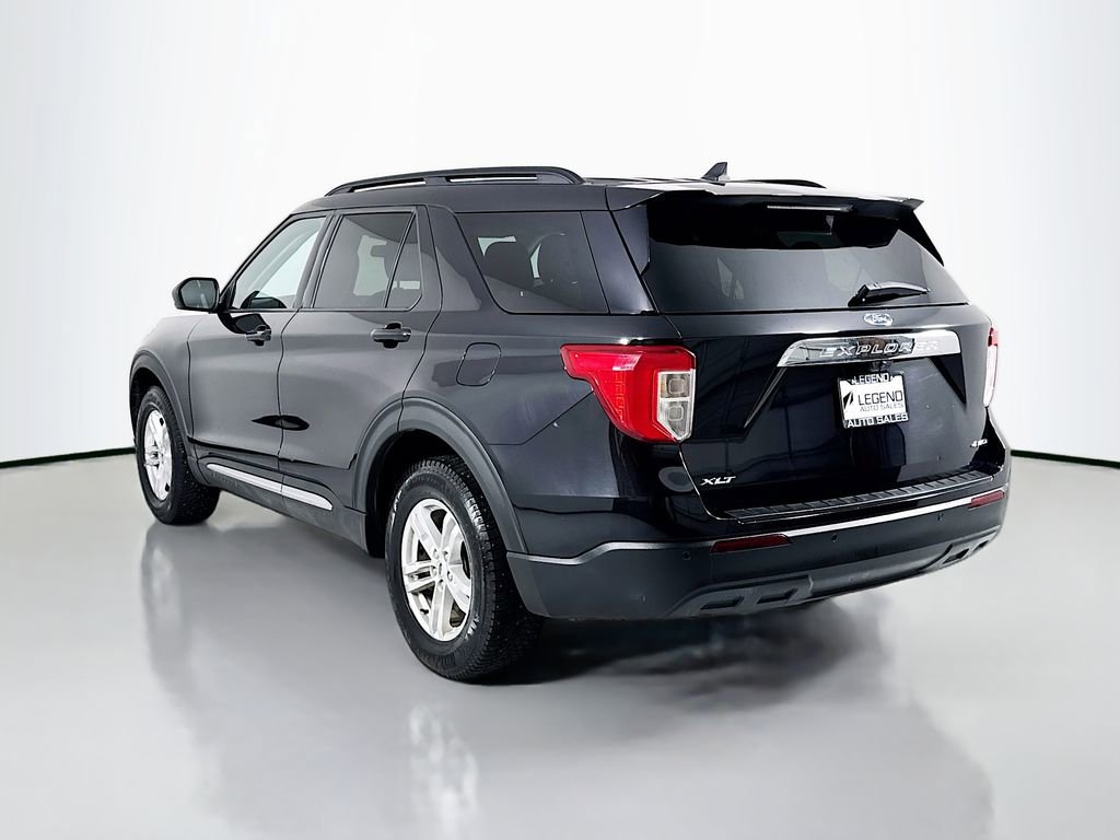 Used 2022 Ford Explorer XLT image 9