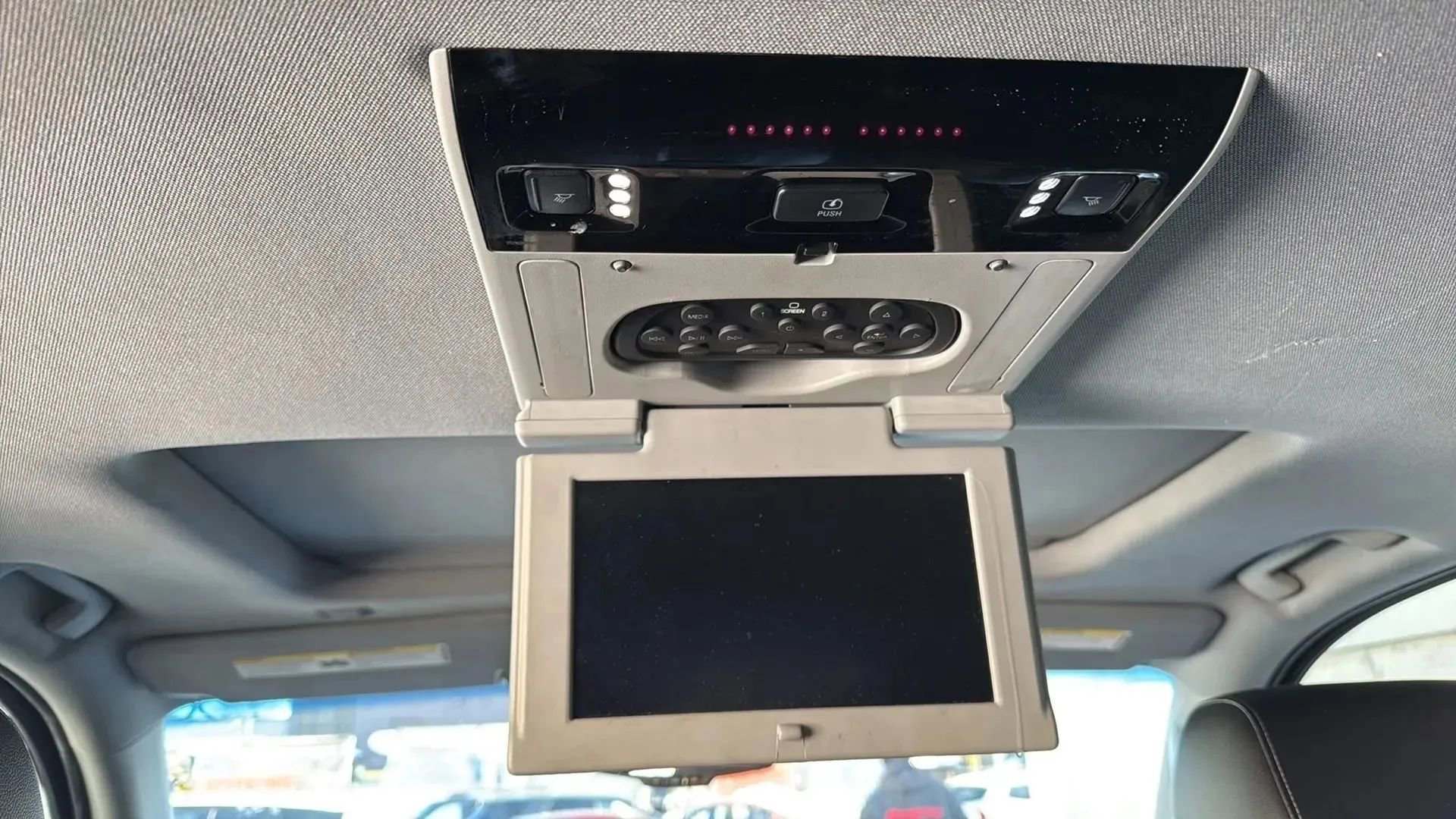 Used 2016 Chevrolet Tahoe LT image 30