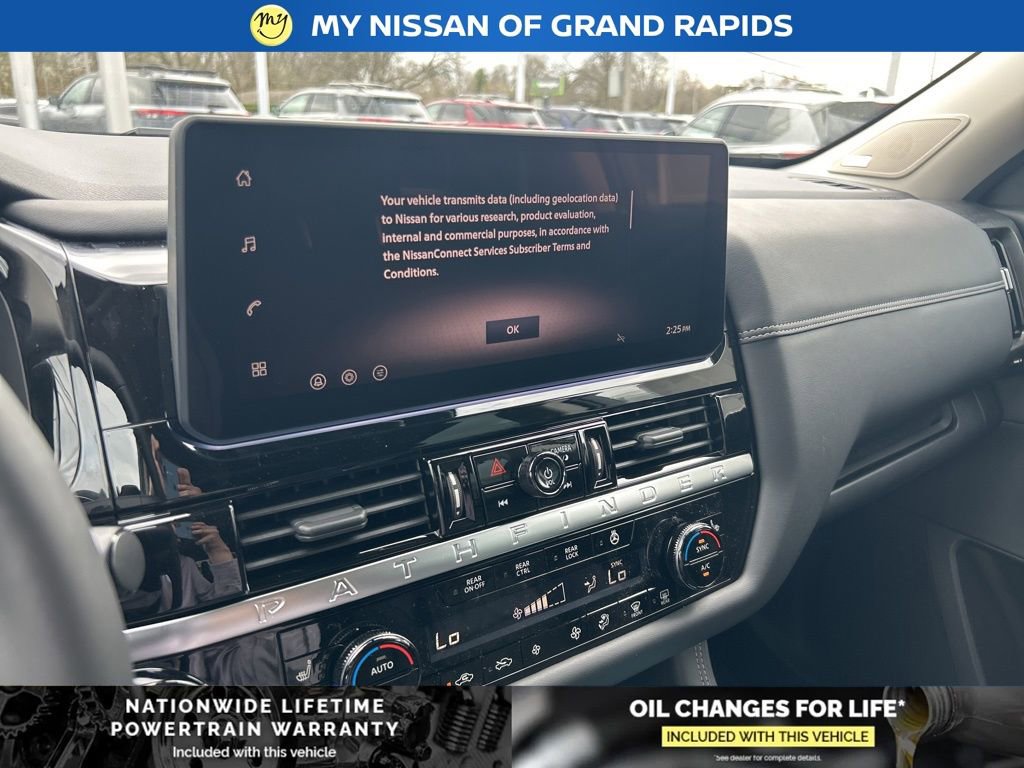 New 2026 Nissan Pathfinder Platinum image 19