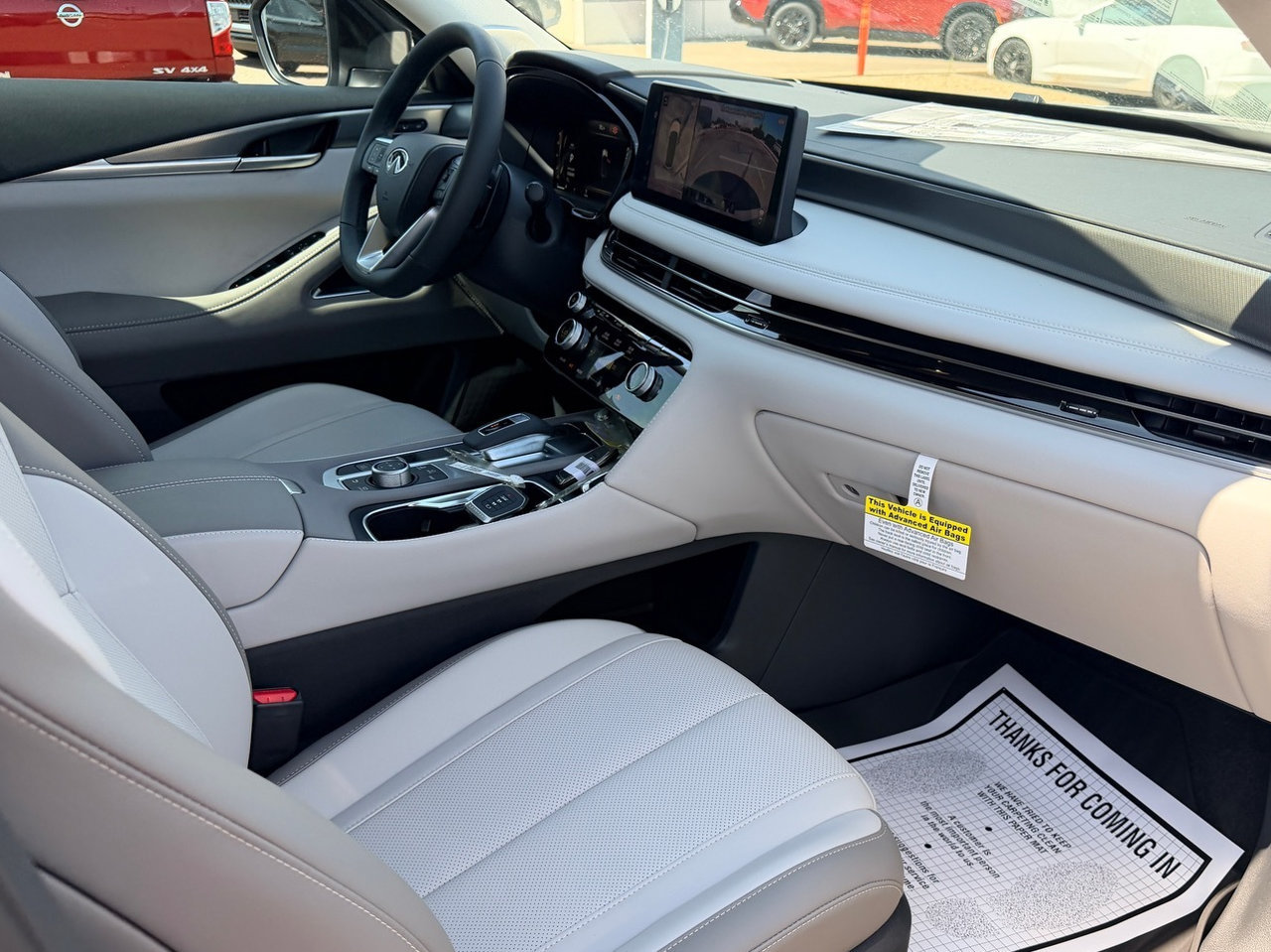New 2027 INFINITI QX60 Luxe FWD image 11