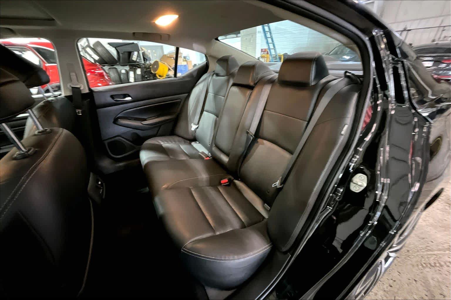 Used 2019 Nissan Altima 2.5 Platinum FWD image 21