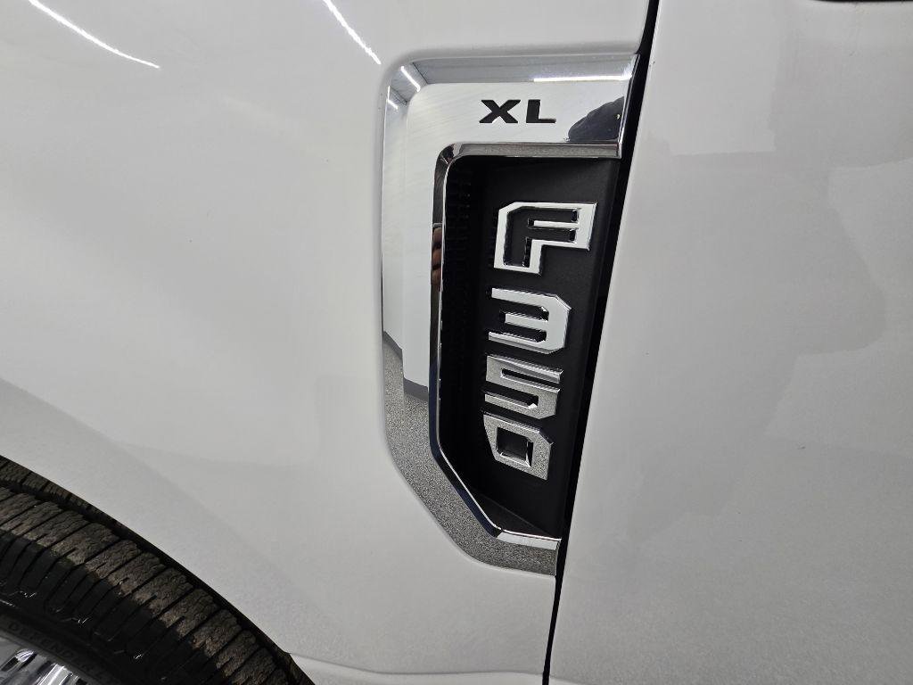 Used 2020 Ford F350 XL w/ Power Equipment Group RWD image 11