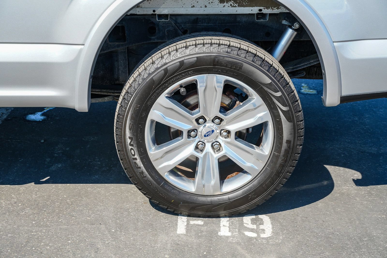 Used 2018 Ford F150 Platinum w/ Equipment Group 701A Luxury AWD/4WD image 10