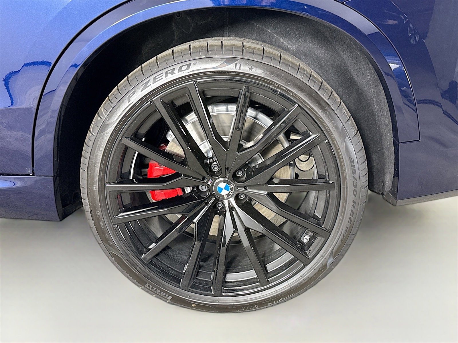 New 2026 BMW X5 M60i image 33