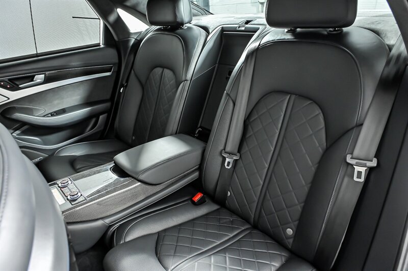 Used 2016 Audi S8 AWD/4WD image 20