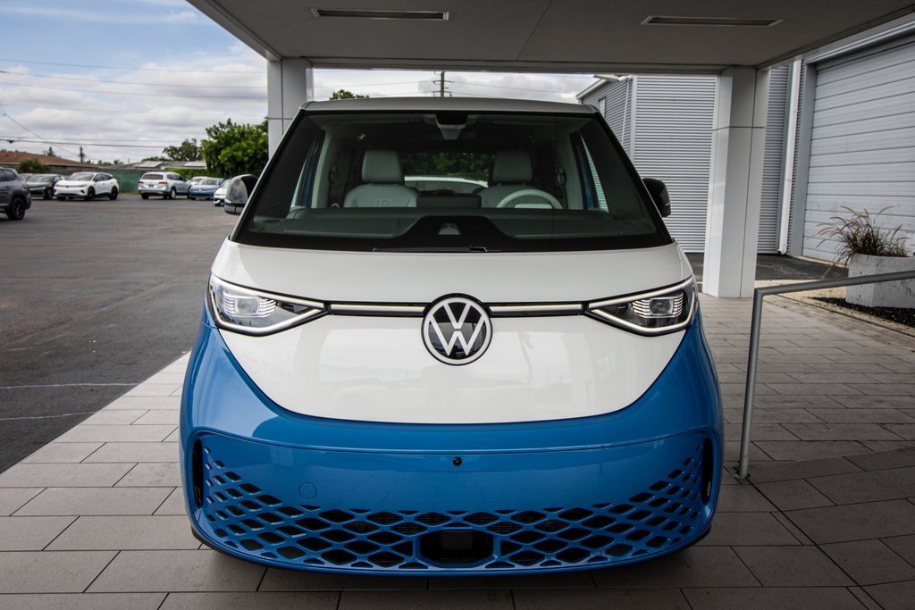 New 2025 Volkswagen ID. Buzz 1st Edition image 8
