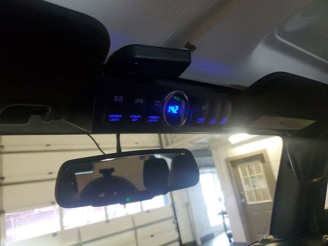 Used 2016 Jeep Wrangler Unlimited Sport image 33