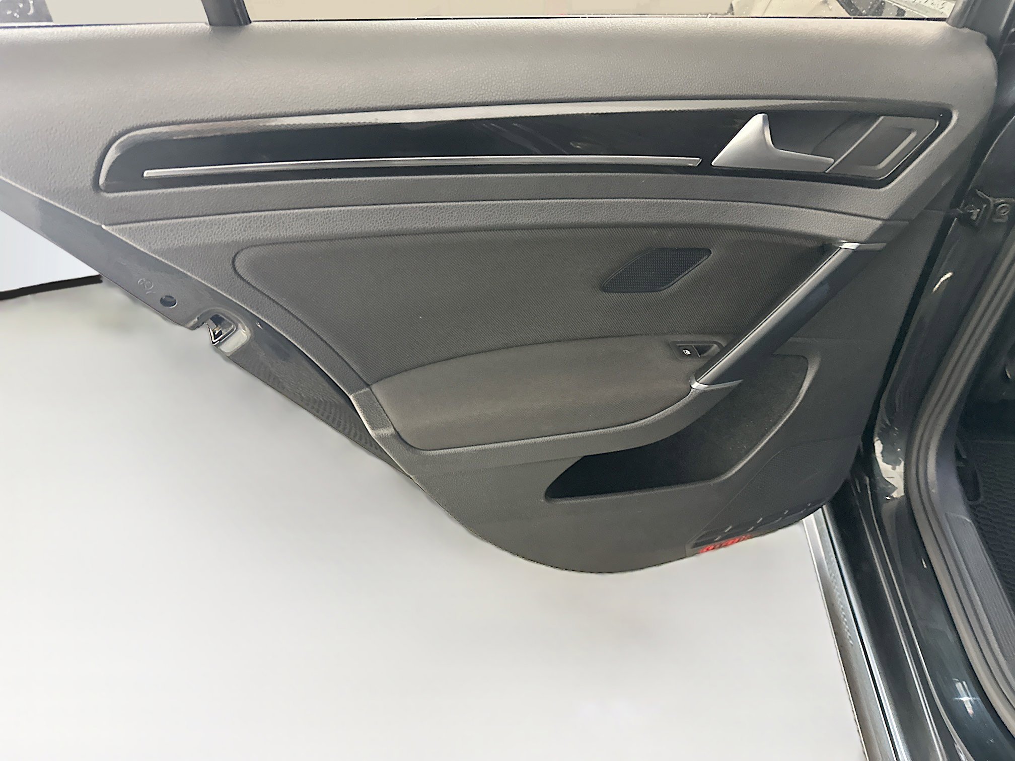 Used 2017 Volkswagen GTI Sport image 26