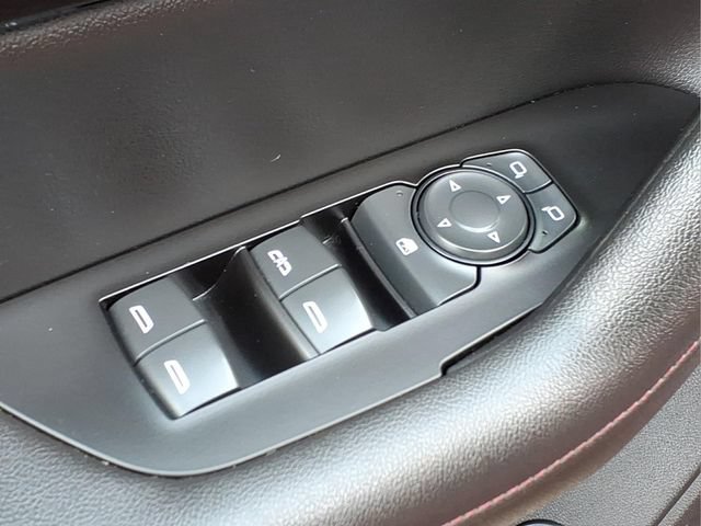 Used 2022 Chevrolet Blazer RS FWD image 17