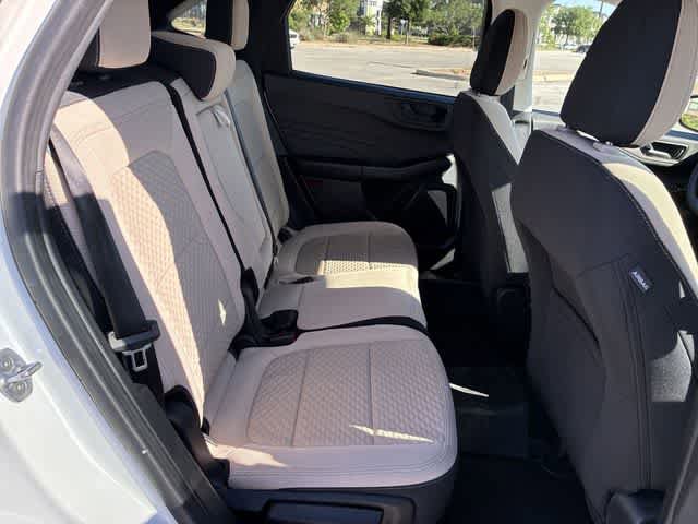 Used 2022 Ford Escape SE w/ Convenience Package FWD image 21