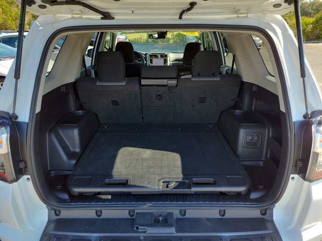 Used 2020 Toyota 4Runner SR5 image 19