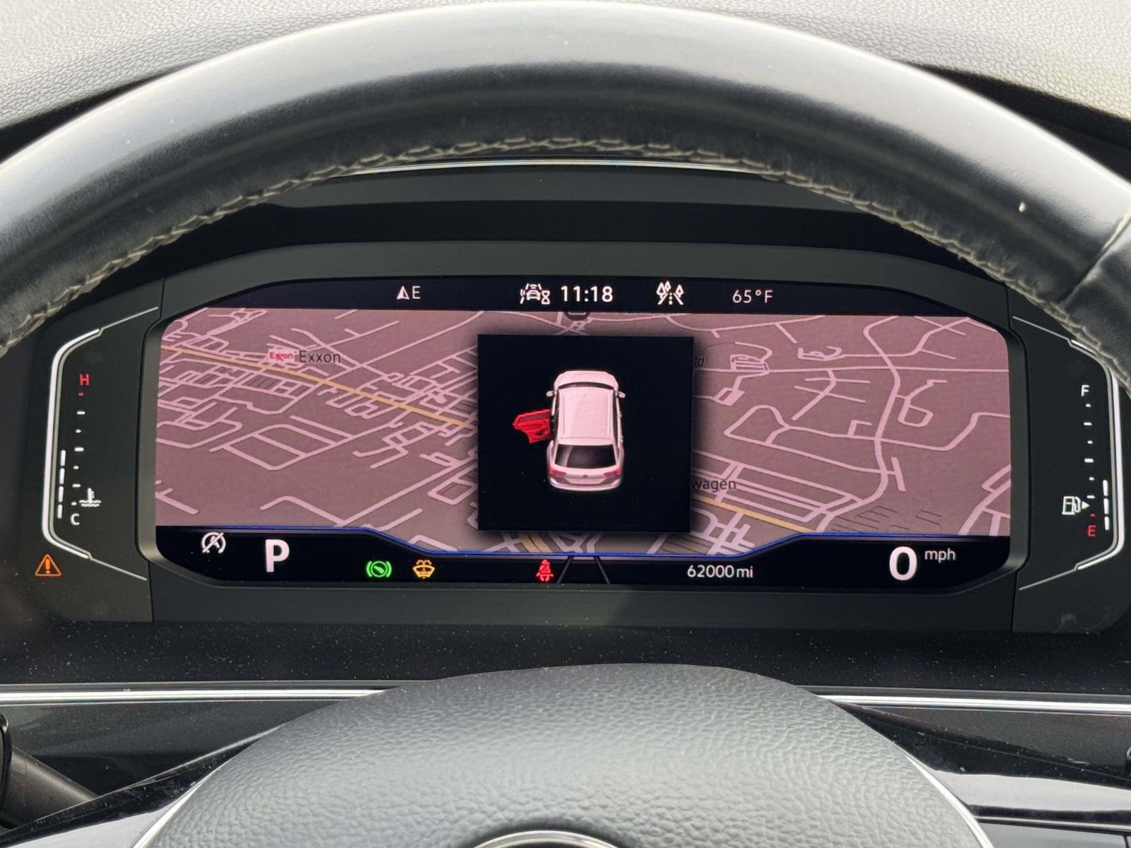 Certified 2021 Volkswagen Tiguan SEL Premium R-Line image 25