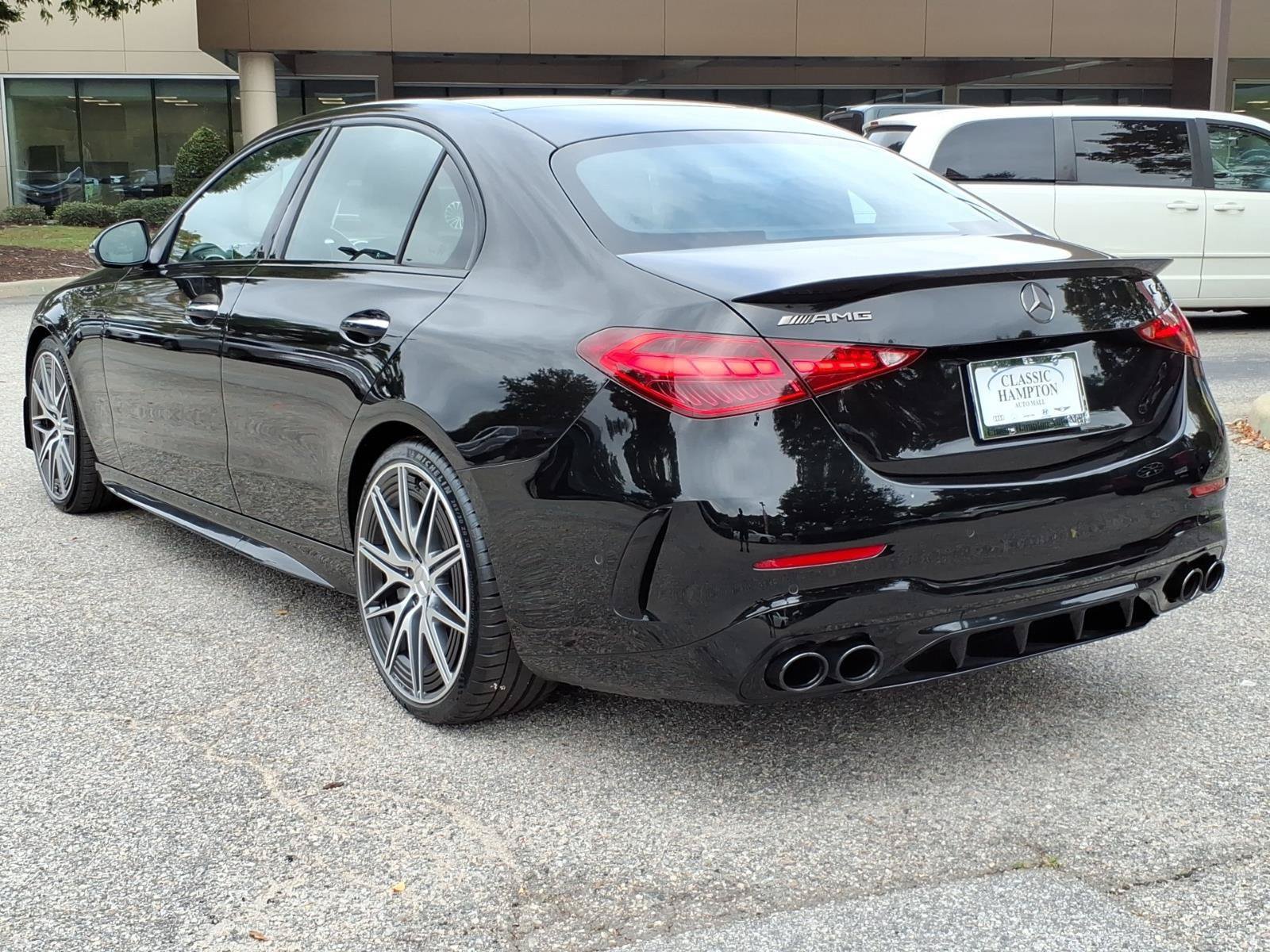 Used 2024 Mercedes-Benz C 43 AMG 4MATIC Sedan image 10