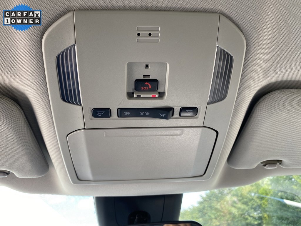 Used 2020 Toyota Highlander LE image 39