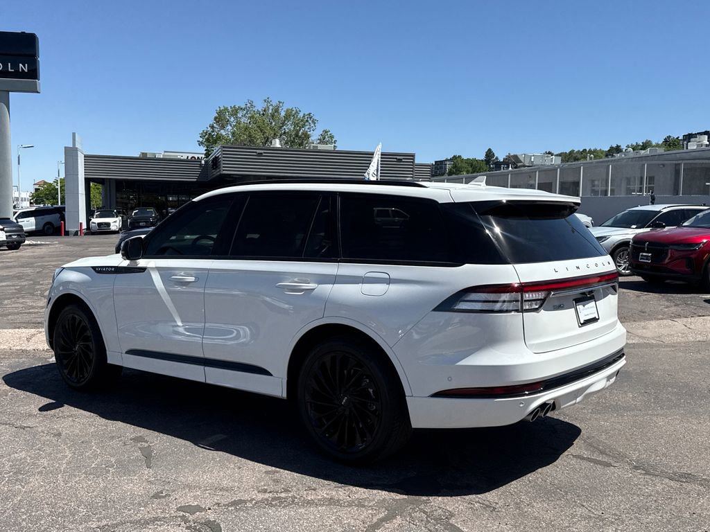 Used 2023 Lincoln Aviator Reserve w/ Equipment Group 201A AWD/4WD image 6
