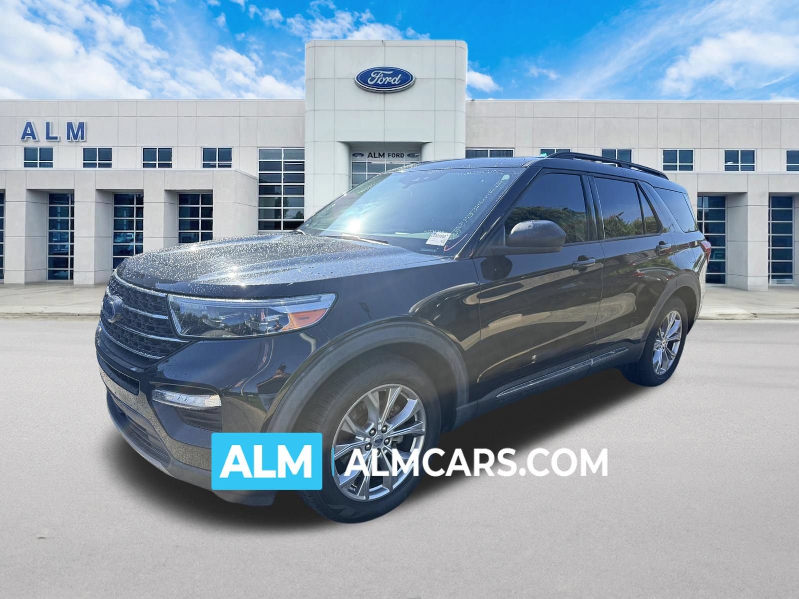 Used 2020 Ford Explorer XLT w/ Equipment Group 202A RWD image 1