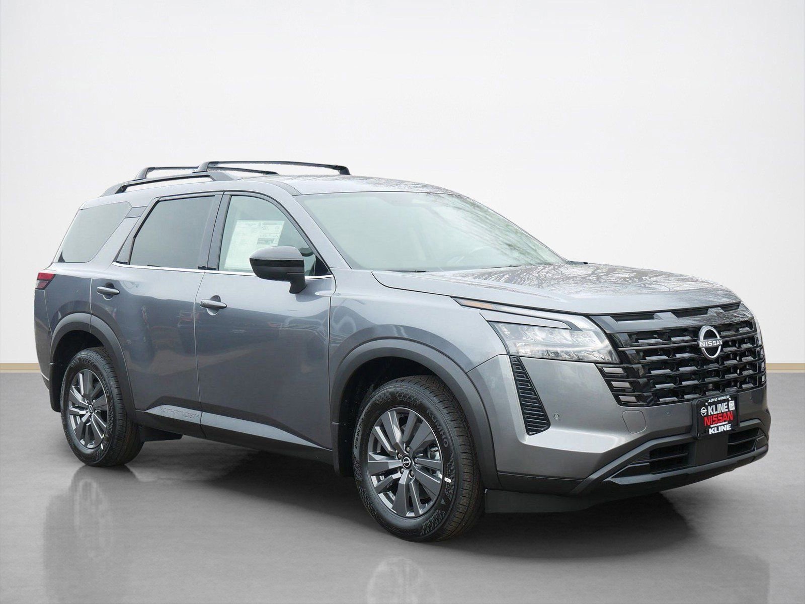 New 2026 Nissan Pathfinder SV image 1