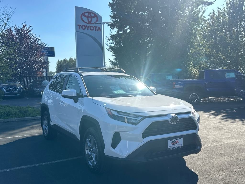 New 2025 Toyota RAV4 XLE