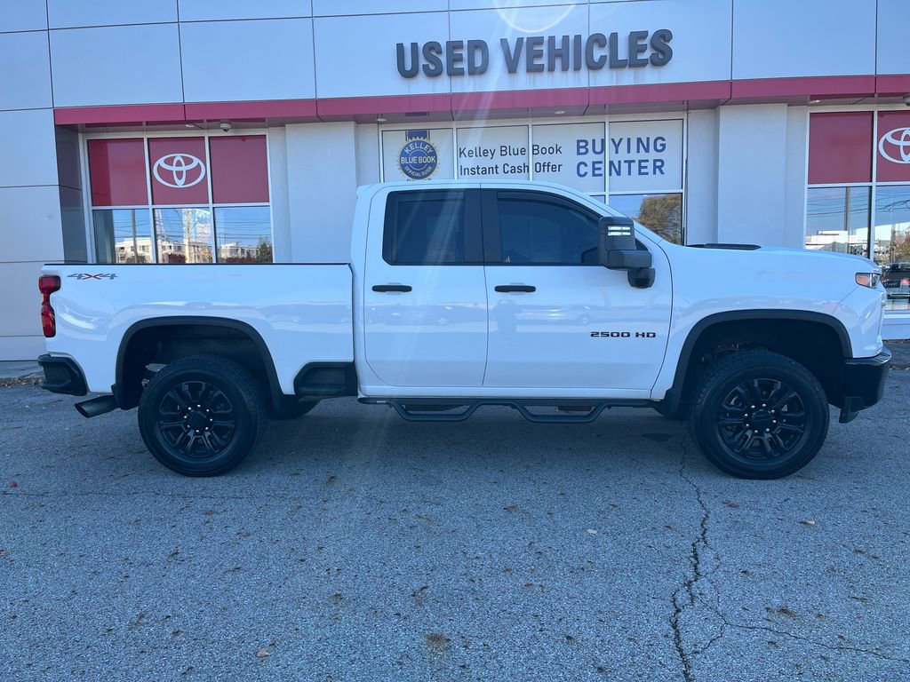 Used 2021 Chevrolet Silverado 2500 Custom w/ Custom Value Package image 7