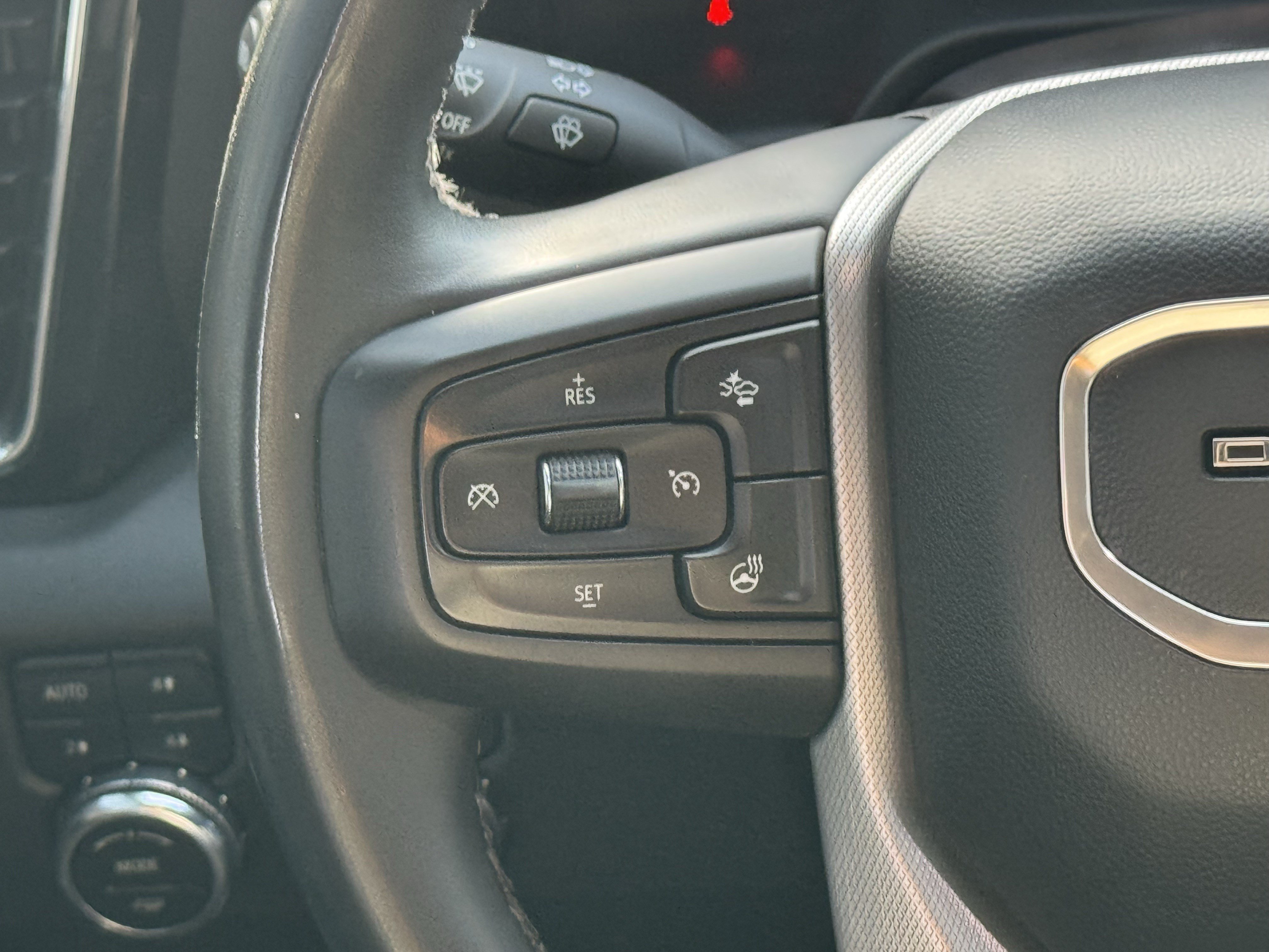 Used 2025 GMC Sierra 2500 Denali AWD/4WD image 13