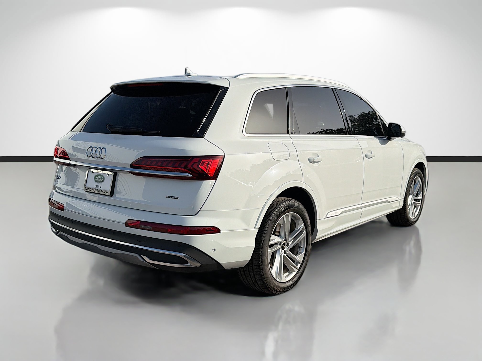 Used 2023 Audi Q7 2.0T Premium Plus w/ Premium Plus Package AWD/4WD image 5