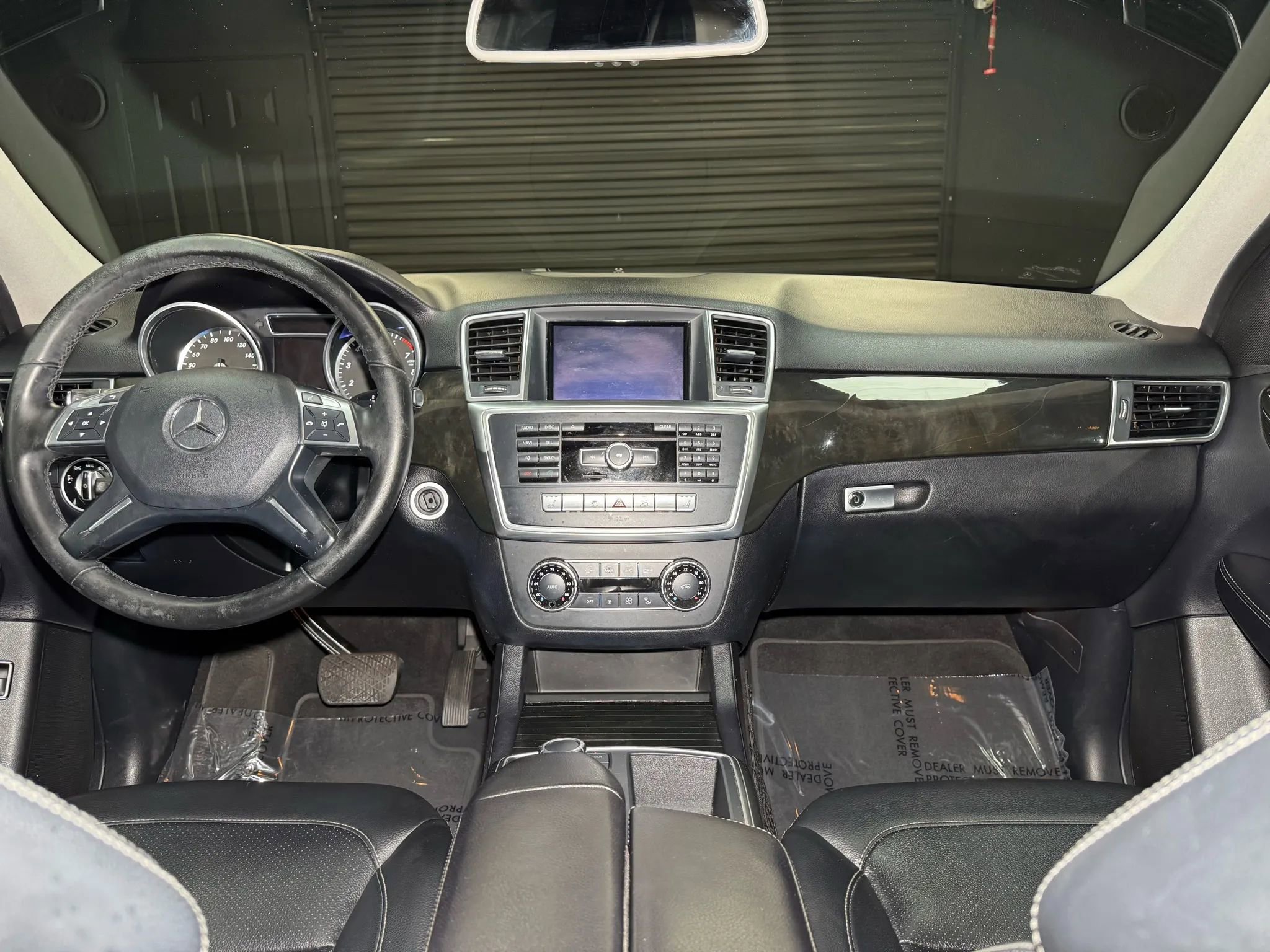 Used 2015 Mercedes-Benz ML 350 4MATIC w/ Premium 1 Package image 27