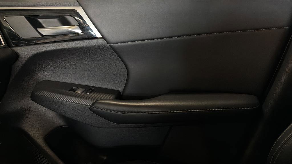 Used 2023 Mitsubishi Outlander SE Black Edition image 19