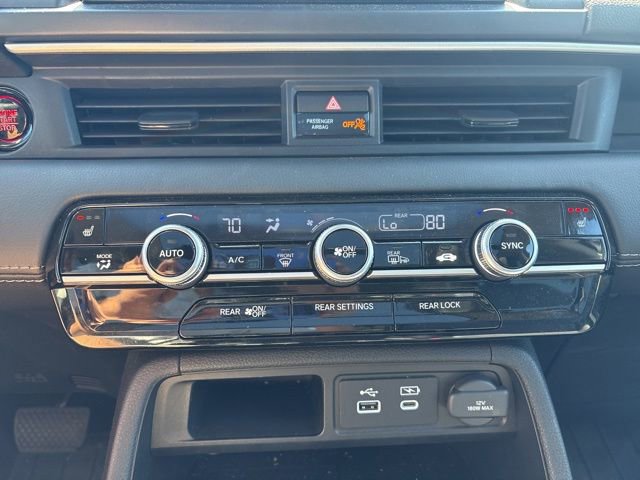 Used 2025 Honda Pilot Touring image 18