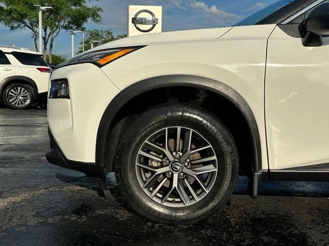 Used 2021 Nissan Rogue S FWD image 6