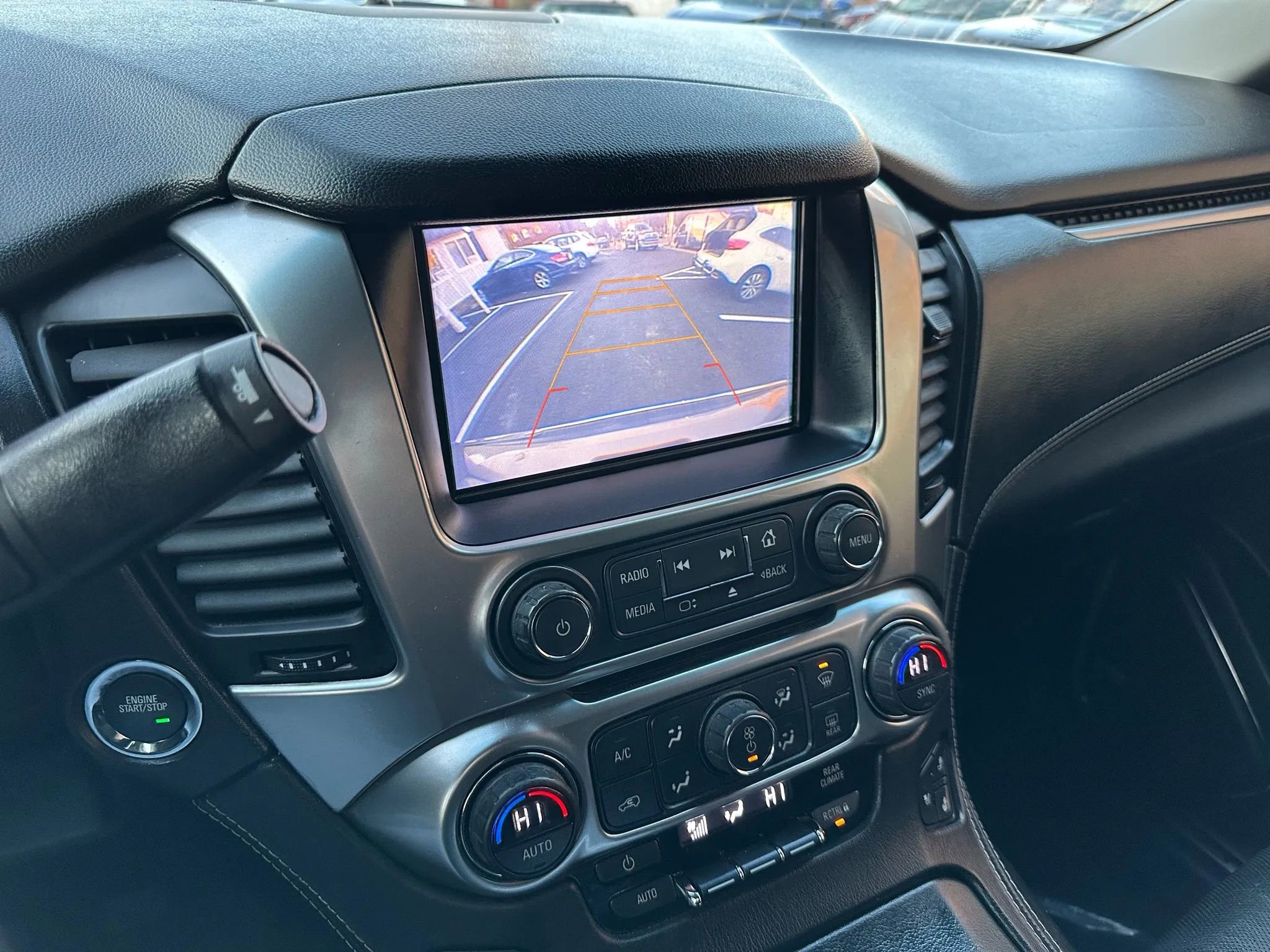 Used 2017 Chevrolet Suburban Premier image 25