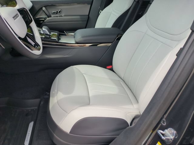 New 2026 Land Rover Range Rover Sport Dynamic SE AWD/4WD image 12