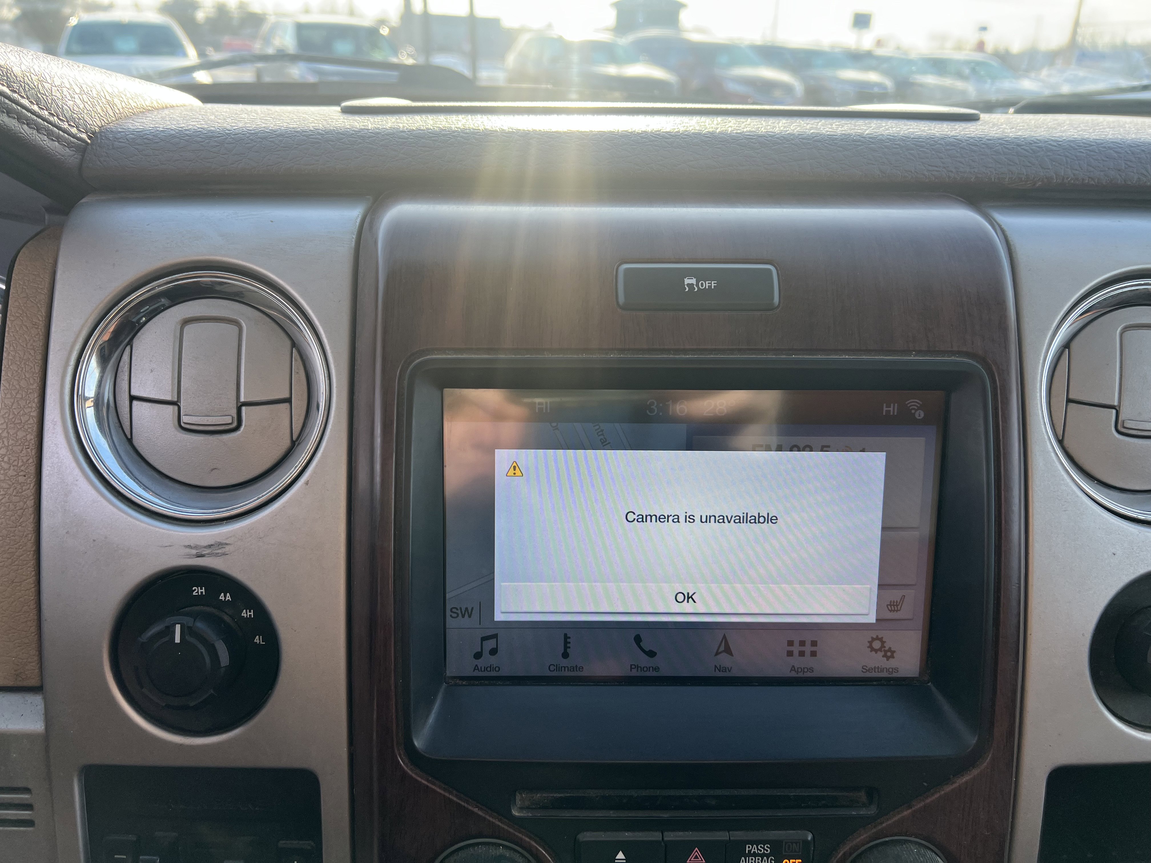 Used 2013 Ford F150 King Ranch w/ King Ranch Luxury Pkg image 23