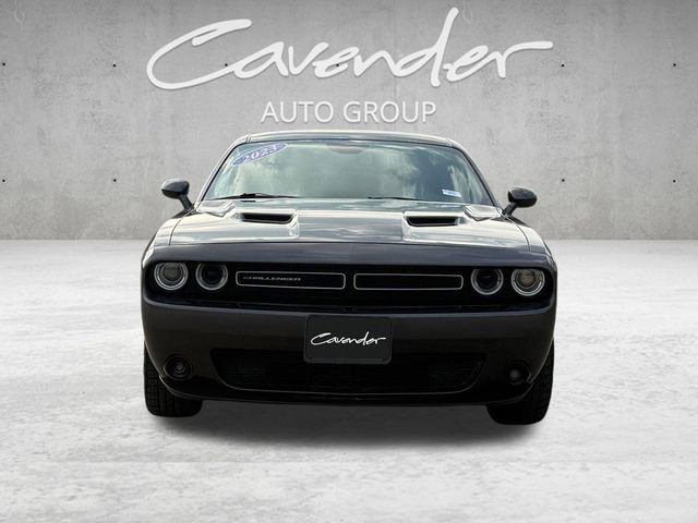 Used 2020 Dodge Challenger SXT w/ Driver Convenience Group RWD image 18