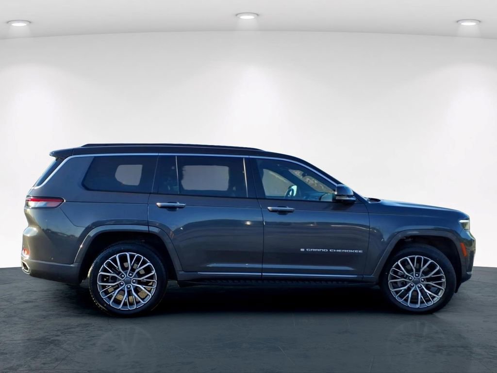 Used 2024 Jeep Grand Cherokee L Summit AWD/4WD image 7