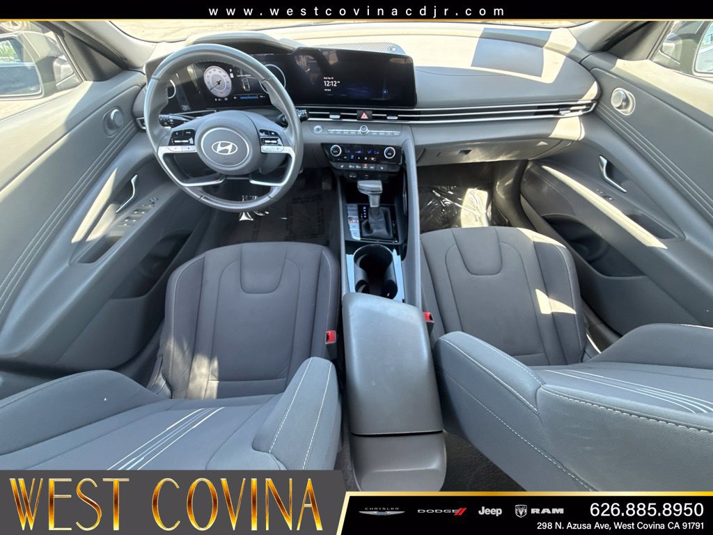 Used 2025 Hyundai Elantra SEL FWD image 24