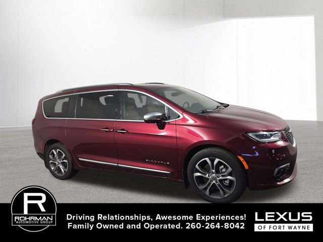 Used 2021 Chrysler Pacifica Pinnacle AWD/4WD image 5