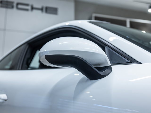 Certified 2018 Porsche 911 GT3 image 17