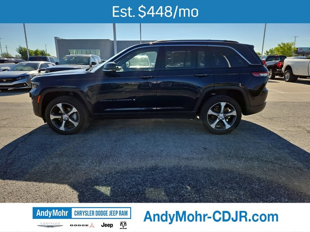 Used 2023 Jeep Grand Cherokee Limited w/ Luxury Tech Group II AWD/4WD image 5