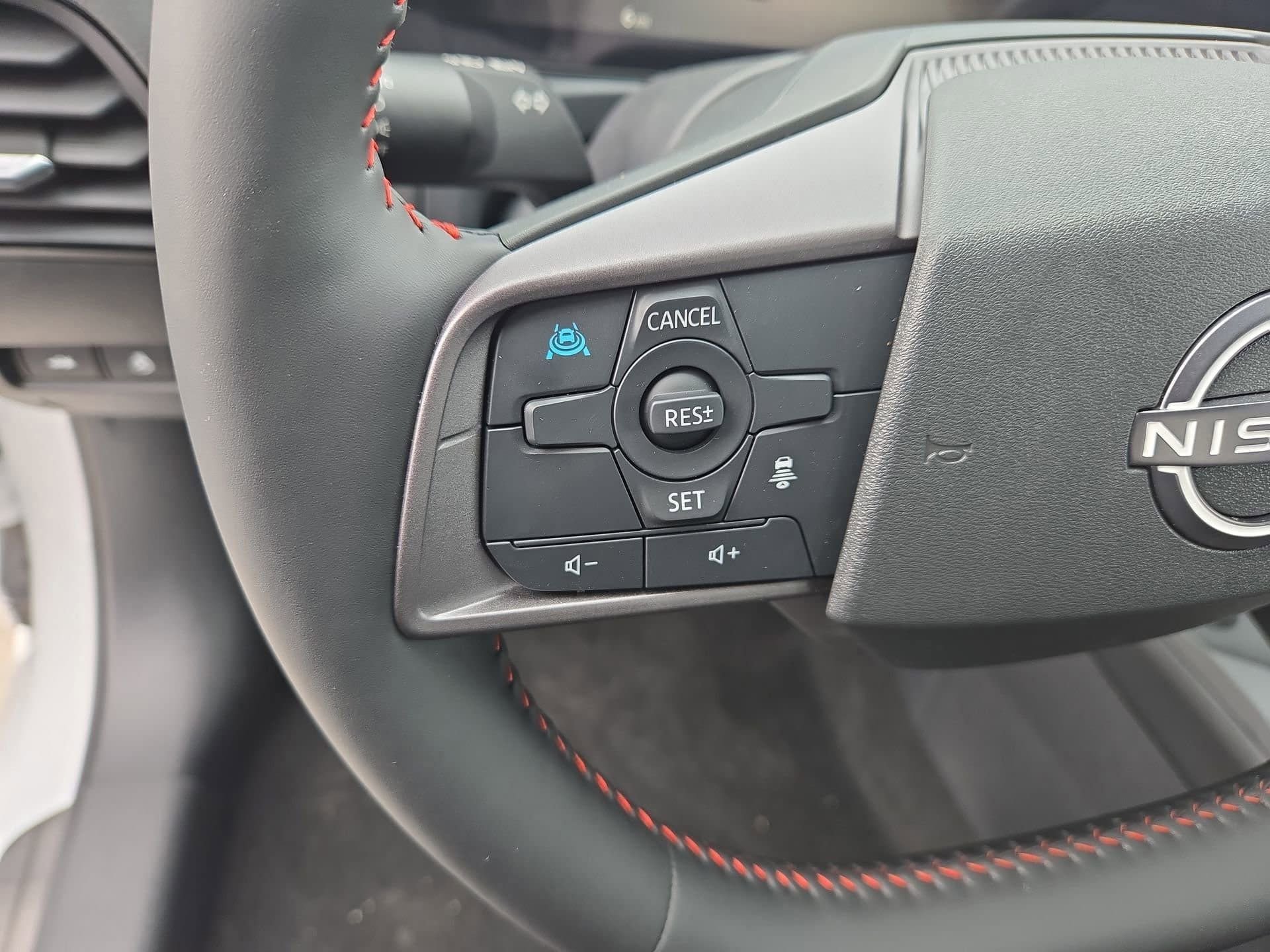 New 2026 Nissan Sentra SR w/ SR Premium Package FWD image 9