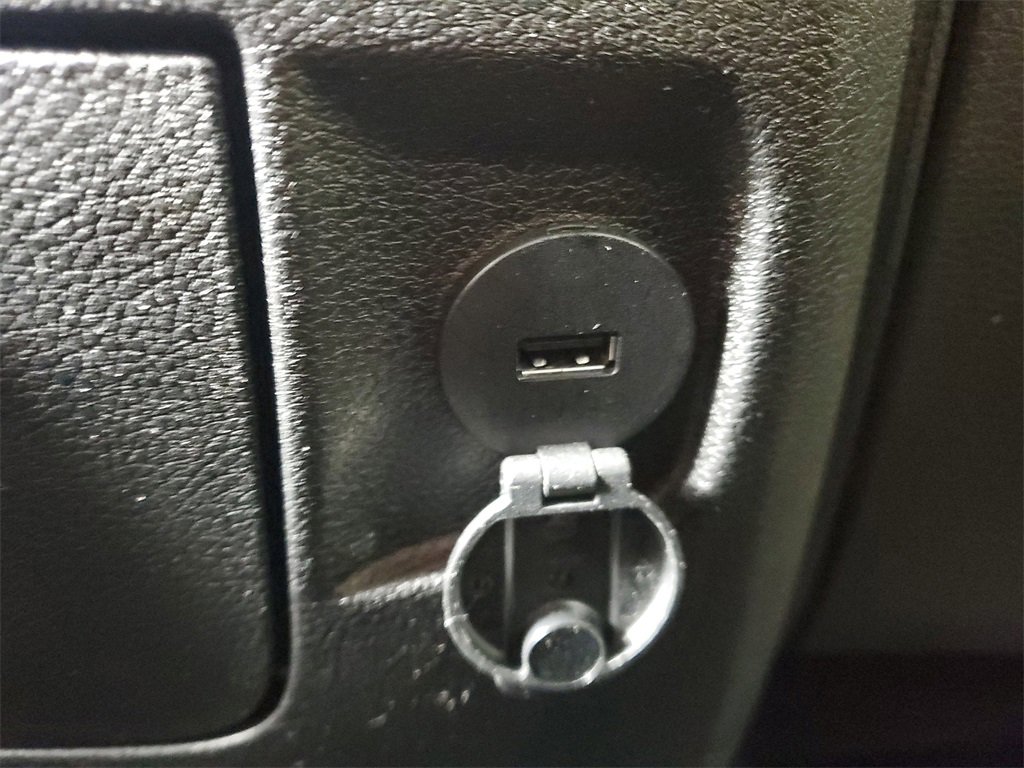 Used 2019 RAM 1500 Express w/ Express Value Package image 23