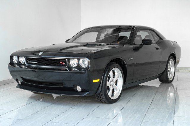 Used 2009 Dodge Challenger R/T RWD image 4