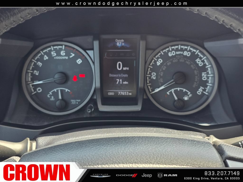Used 2018 Toyota Tacoma TRD Sport w/ TRD Premium Sport Package AWD/4WD image 29