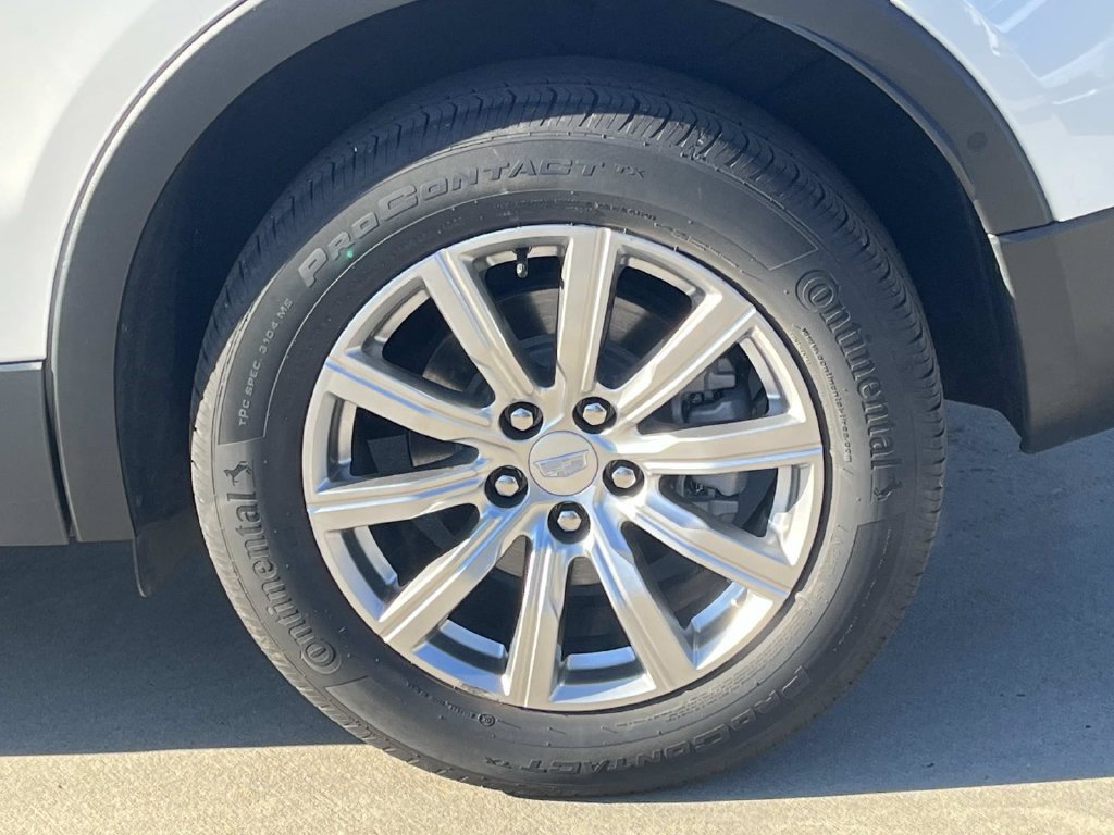 Certified 2023 Cadillac XT4 Premium Luxury w/ Enhanced Visibility Package FWD image 11