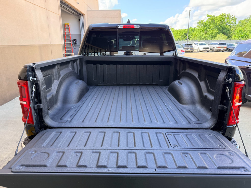 Used 2026 RAM 1500 Limited AWD/4WD image 36