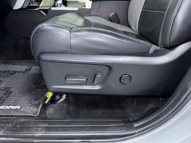 Used 2019 Toyota Tundra Limited w/ Limited Premium Package image 6
