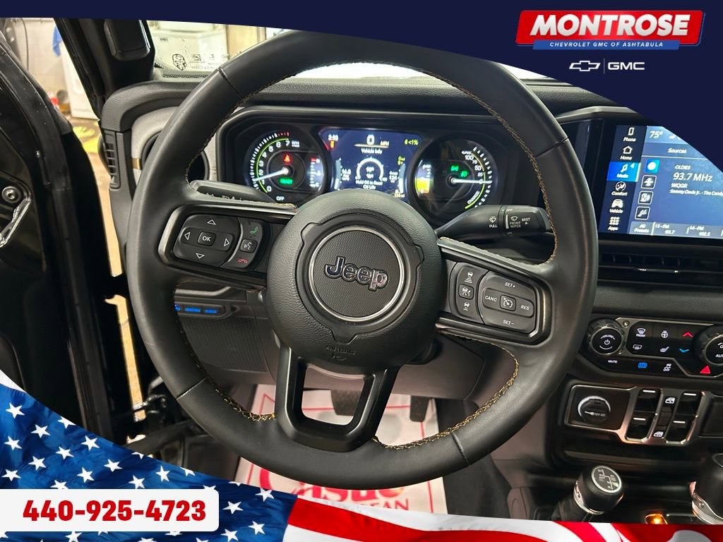 Used 2024 Jeep Wrangler Unlimited w/ Convenience Group image 14