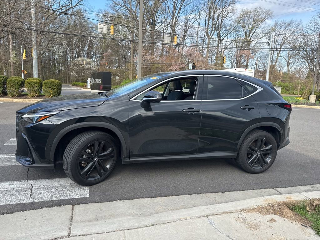Used 2024 Lexus NX 450h+ AWD w/ Vision Package image 4