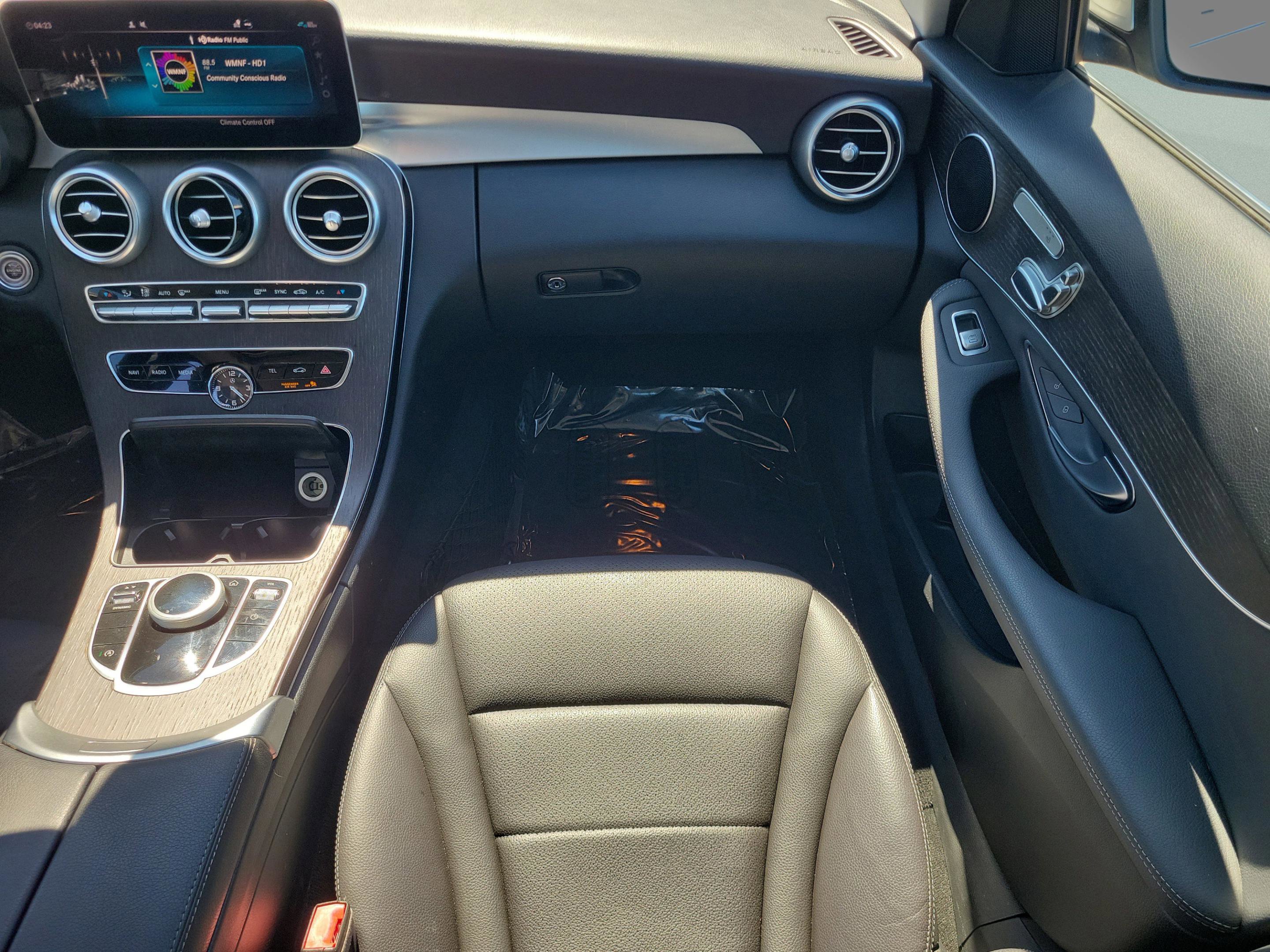 Used 2020 Mercedes-Benz C 300 Sedan image 16